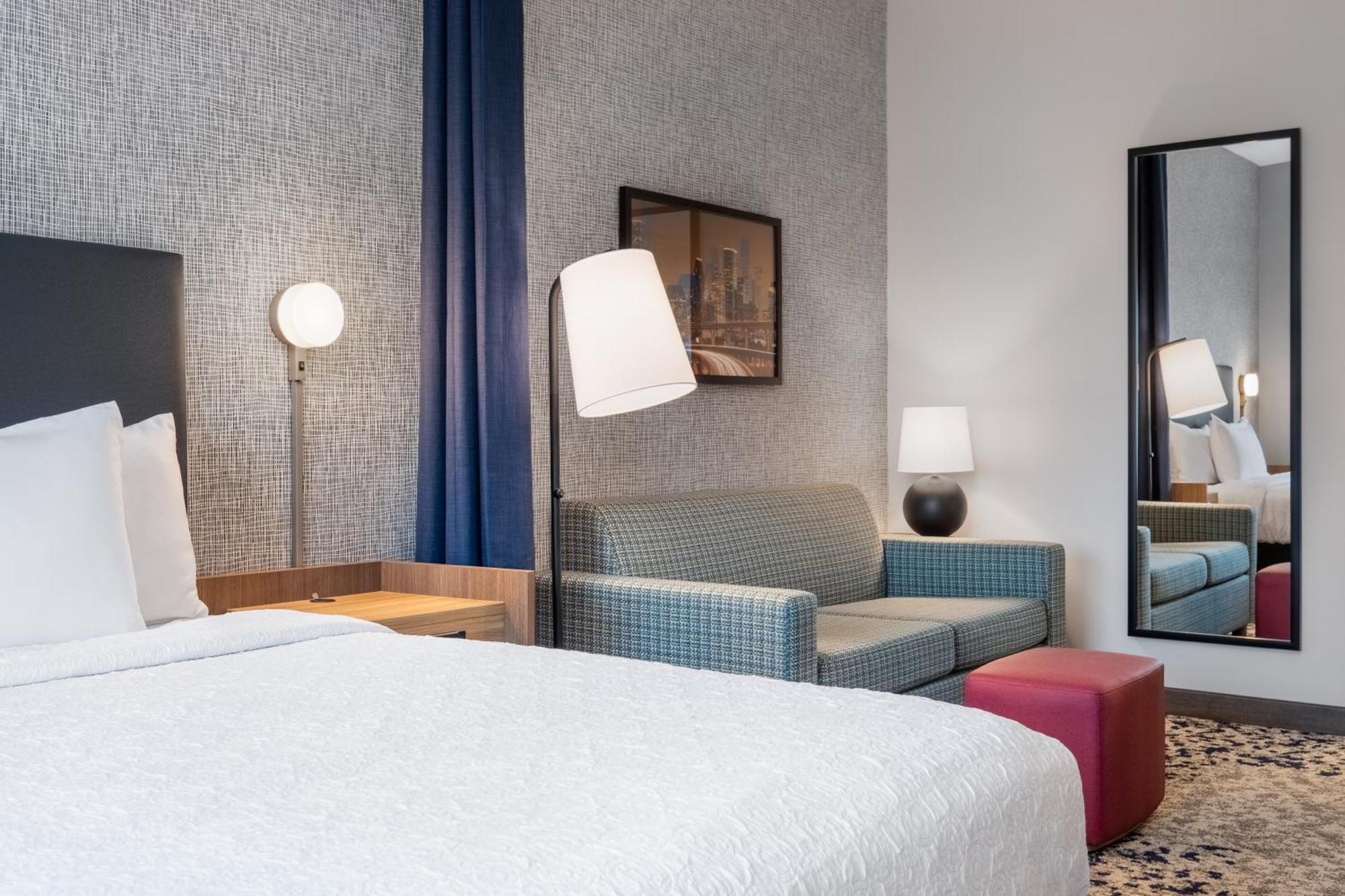 Home2 Suites By Hilton Houston Downtown Convention Center Екстериор снимка