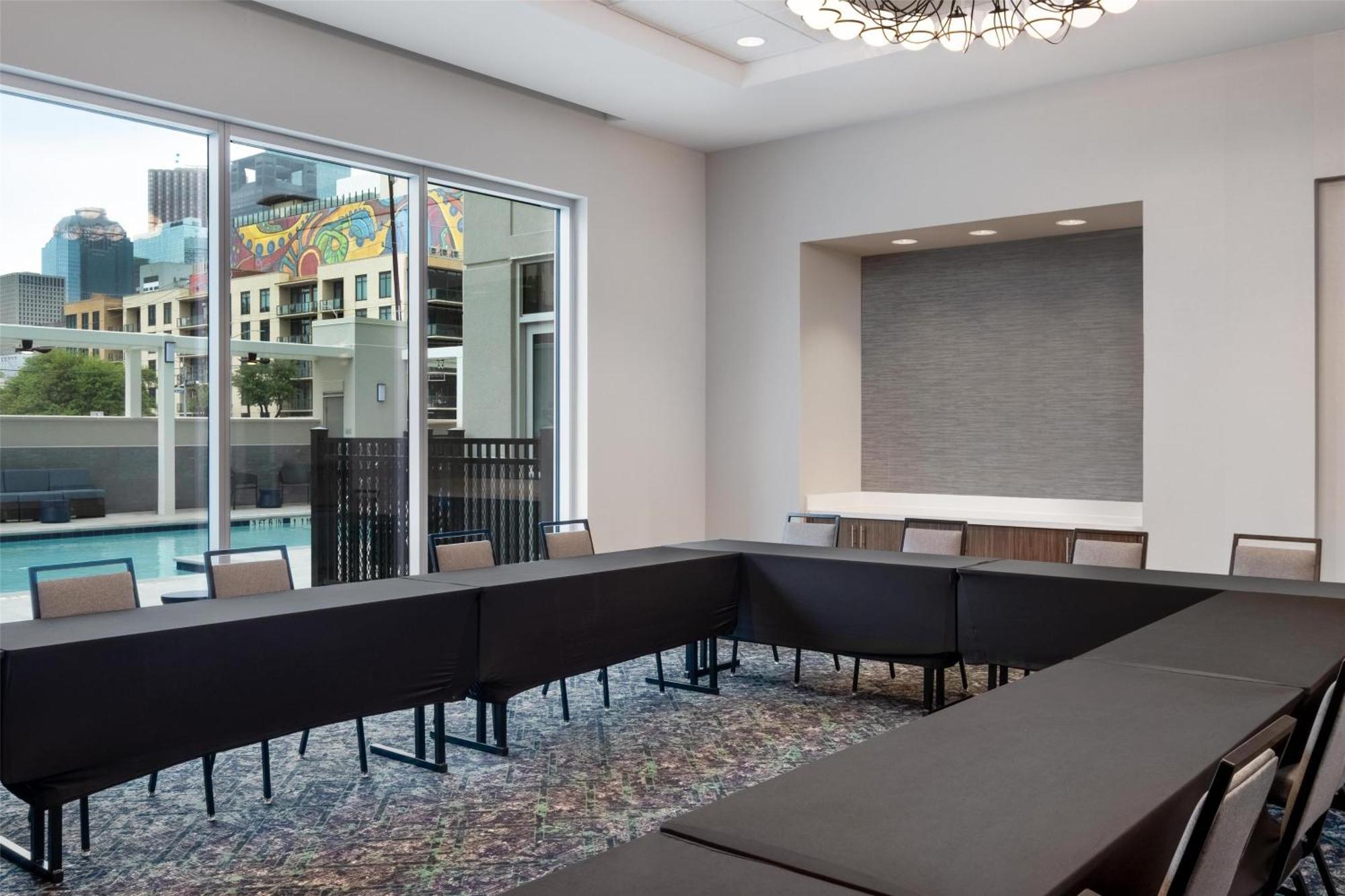 Home2 Suites By Hilton Houston Downtown Convention Center Екстериор снимка